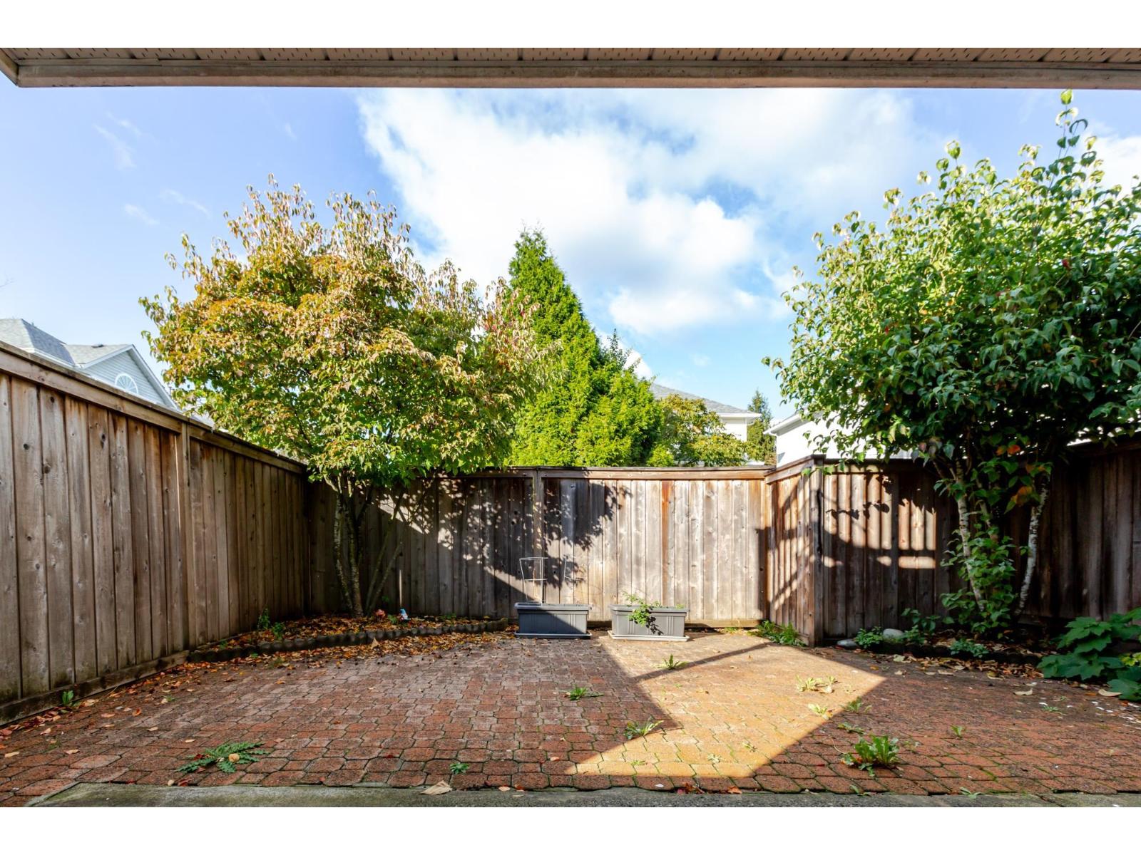 31 15550 89 Avenue Property Photo 33