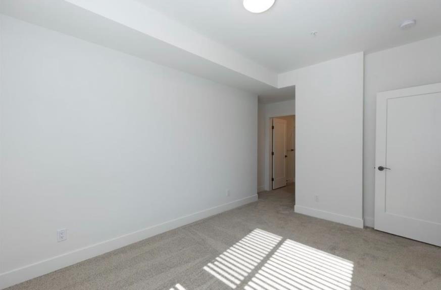 106 33568 George Ferguson Way Property Photo 18