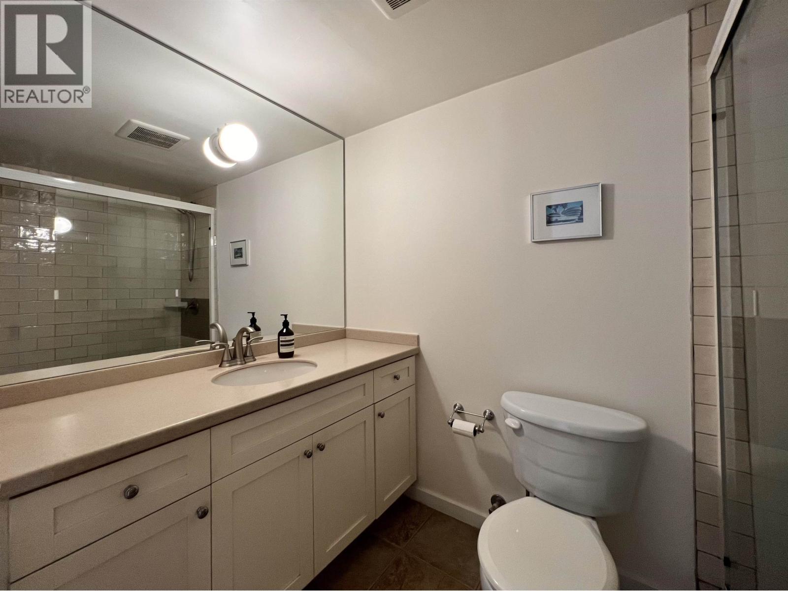 214 3875 W 4th Avenue Property Photo 10