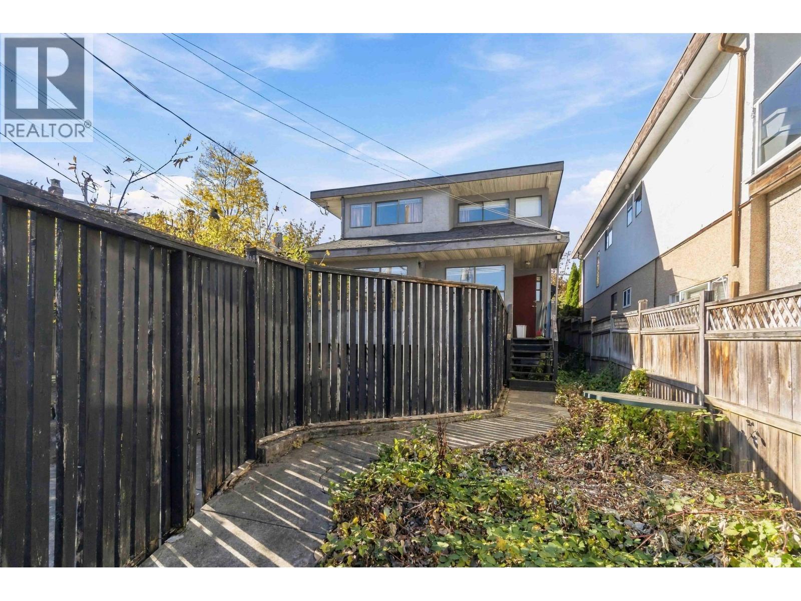 3628 Dunbar Street Property Photo 4