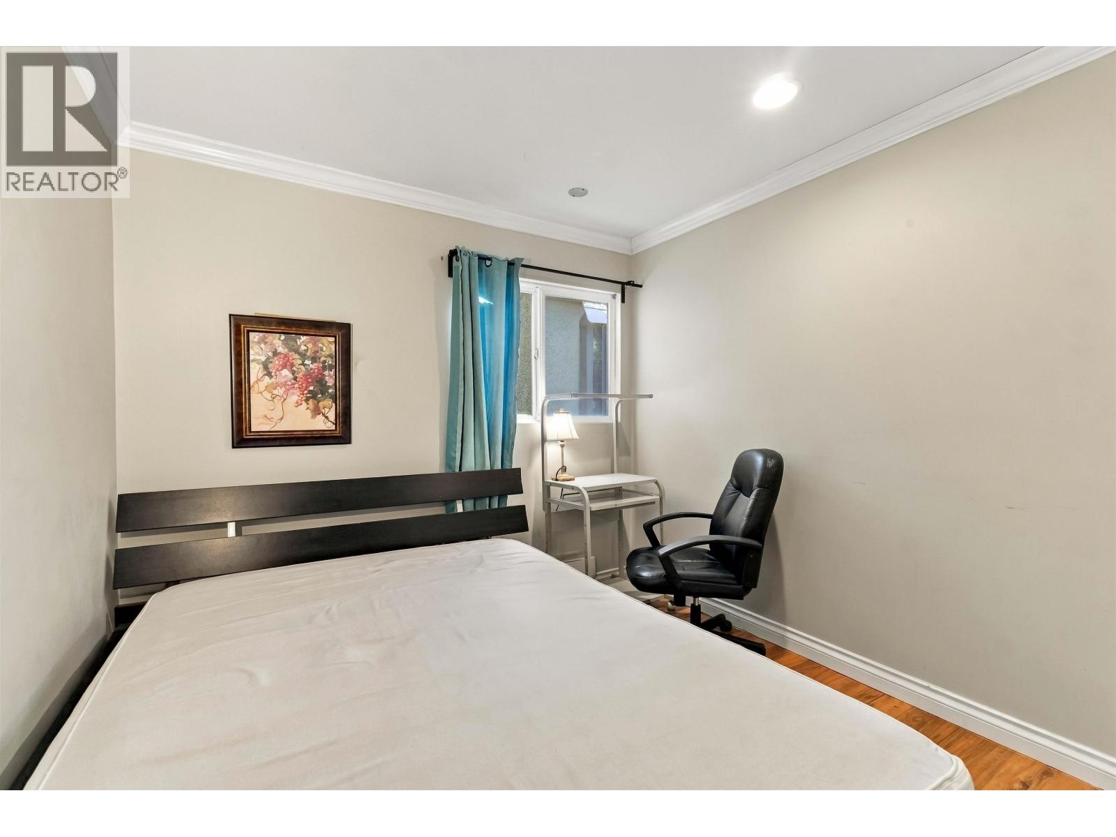 3628 Dunbar Street Property Photo 15