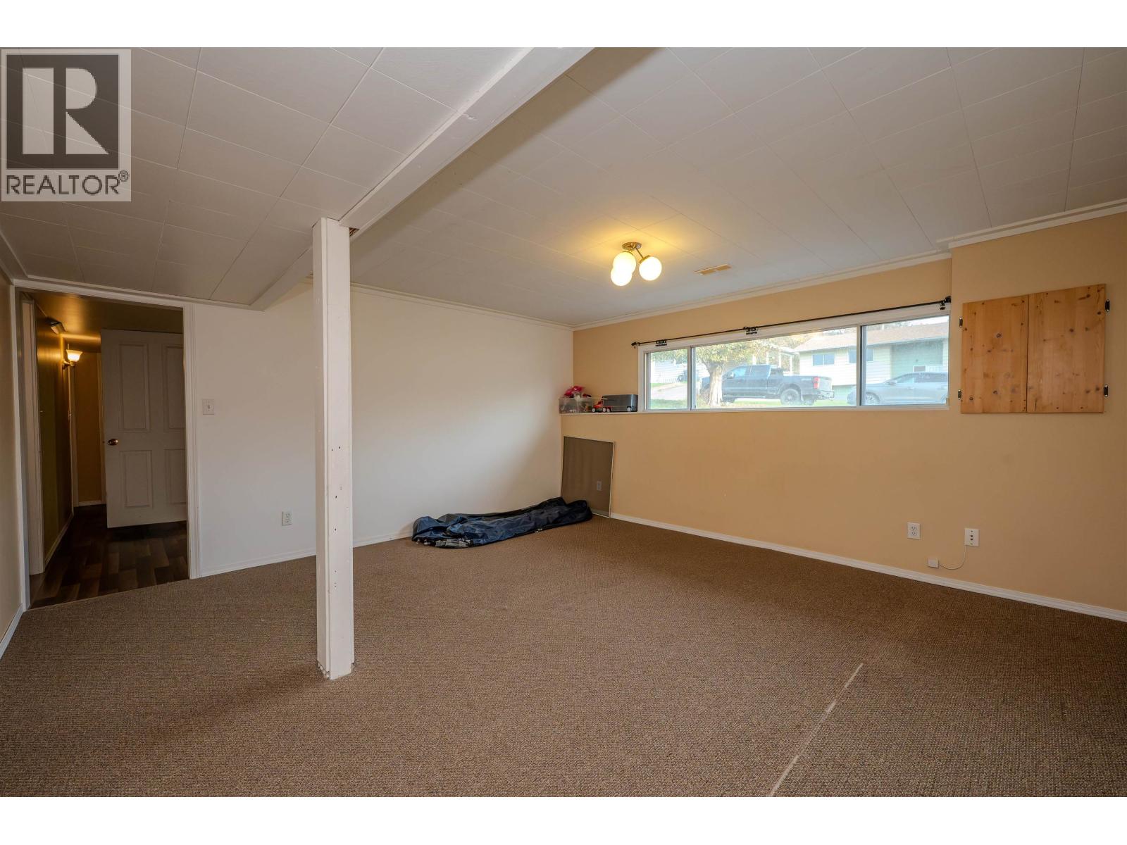 335 Dodwell Street Property Photo 15