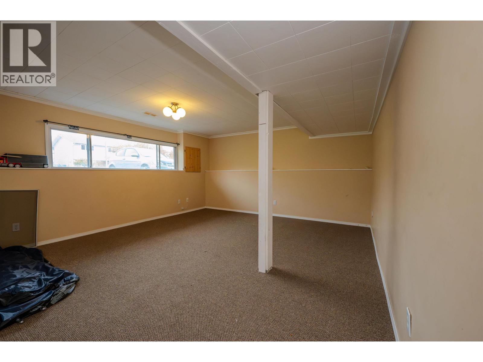 335 Dodwell Street Property Photo 16