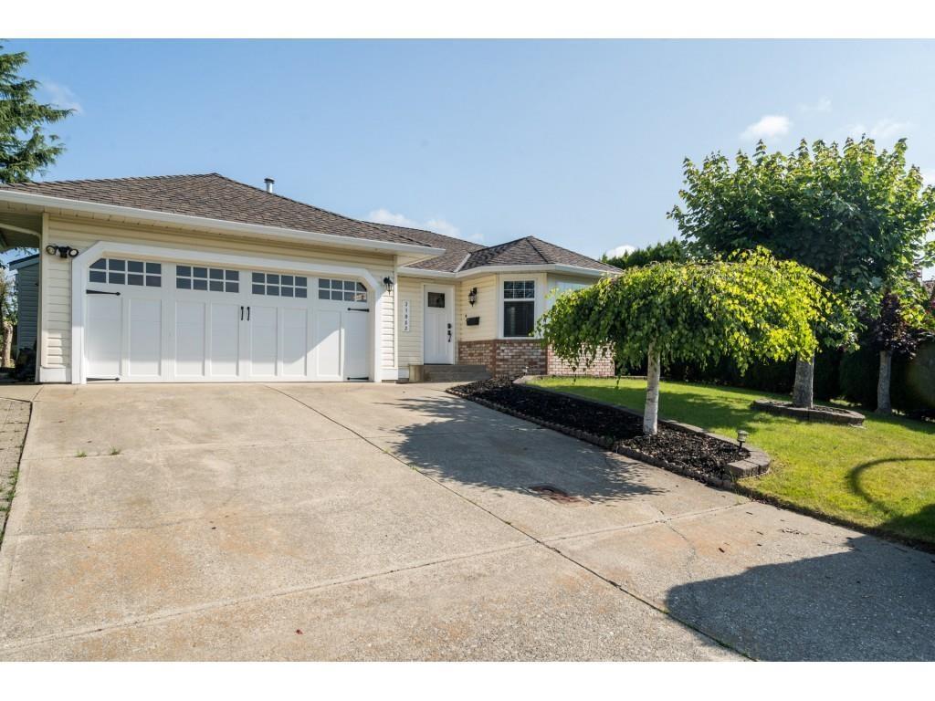 31043 Upper Maclure Road Property Photo 2