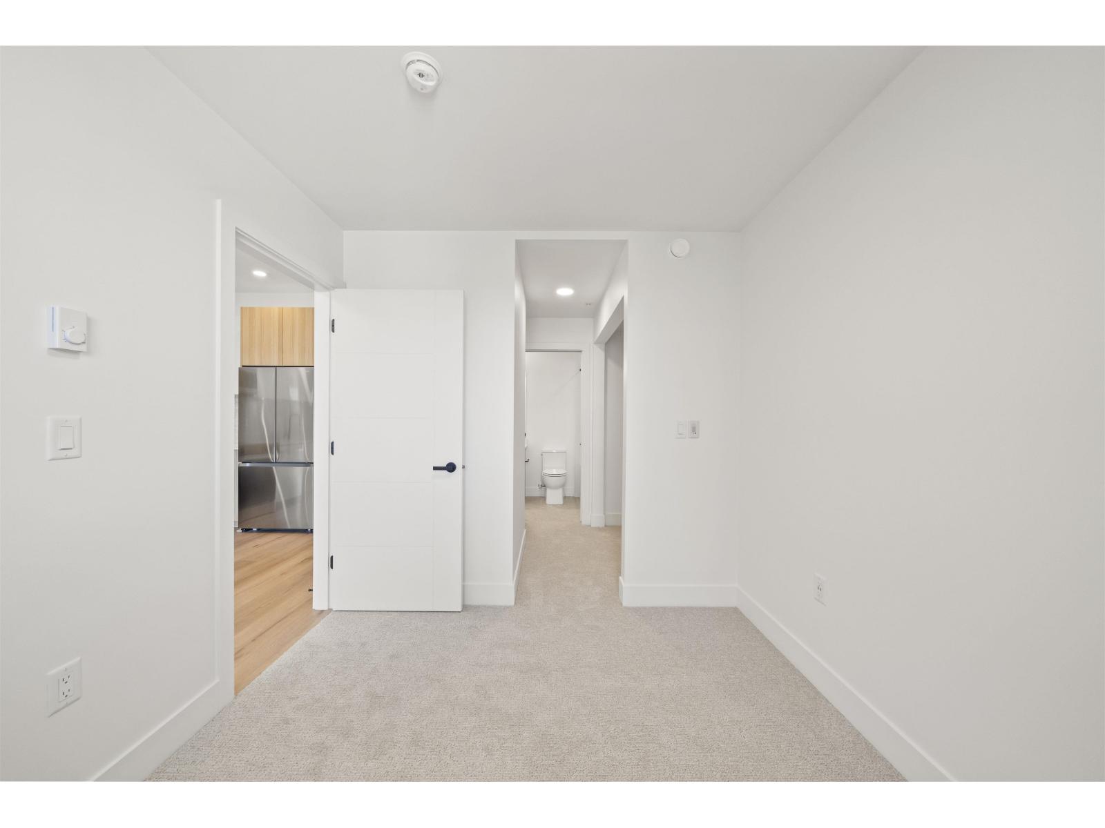 324 20769 Fraser Highway Property Photo 13