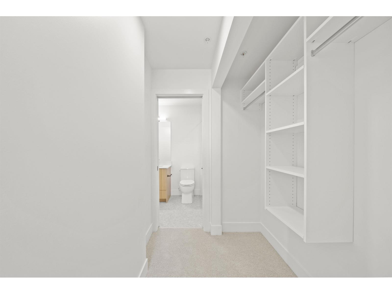 324 20769 Fraser Highway Property Photo 17