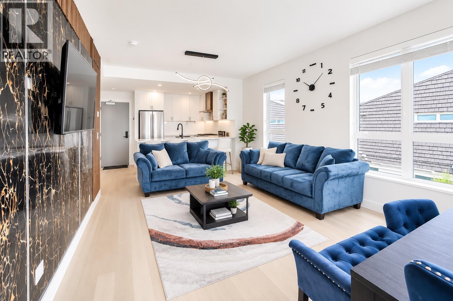 308 22265 Dewdney Trunk Road Property Photo 4