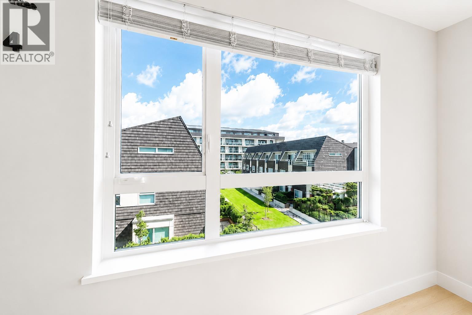 308 22265 Dewdney Trunk Road Property Photo 7