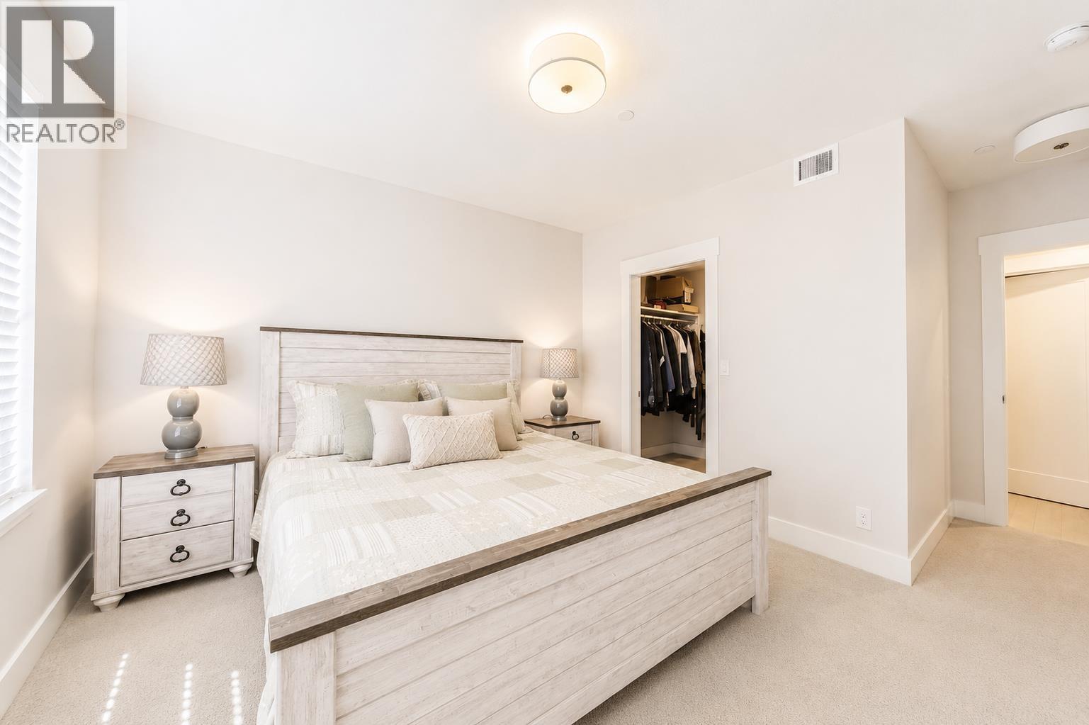 308 22265 Dewdney Trunk Road Property Photo 9