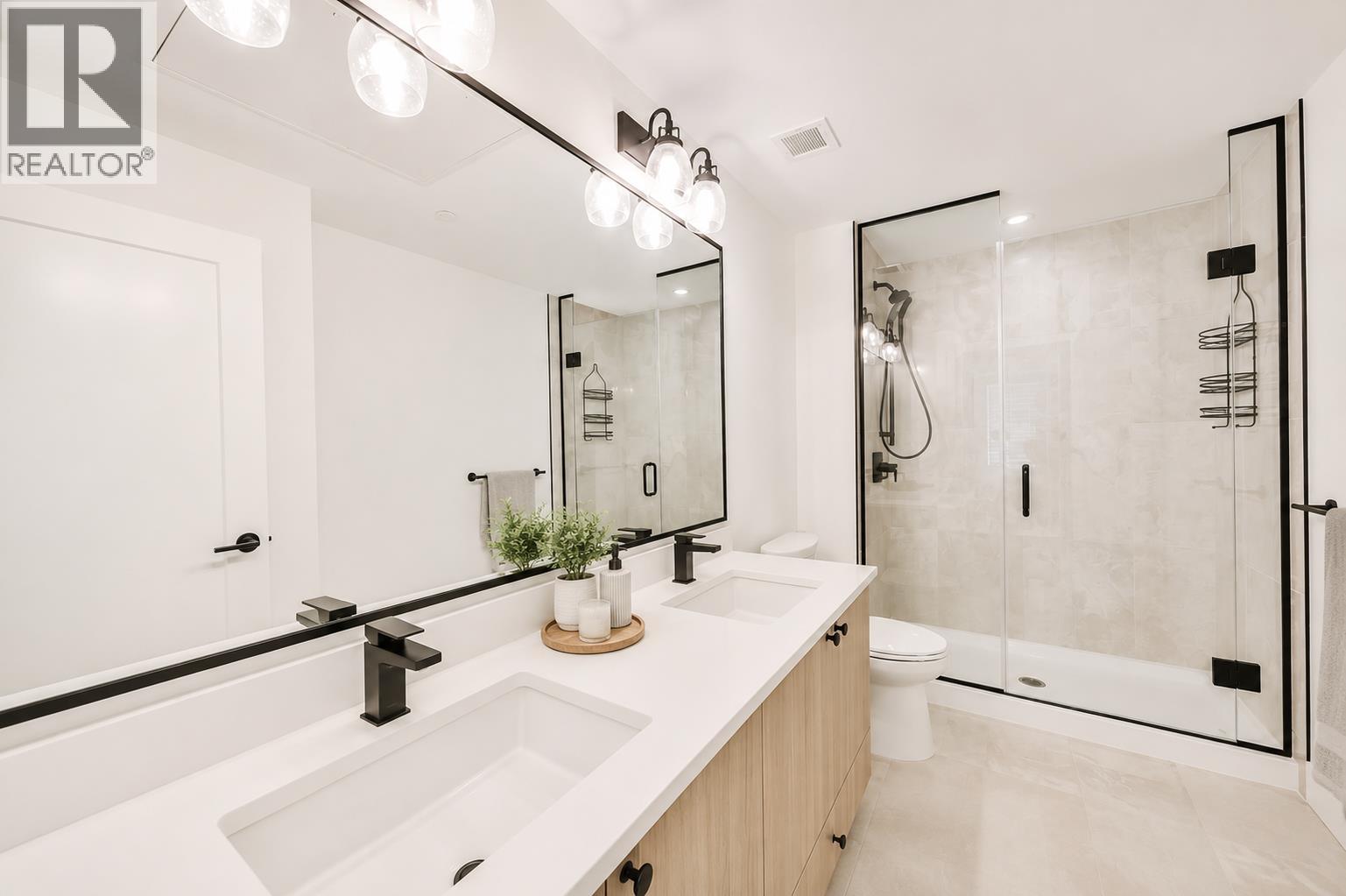 308 22265 Dewdney Trunk Road Property Photo 10