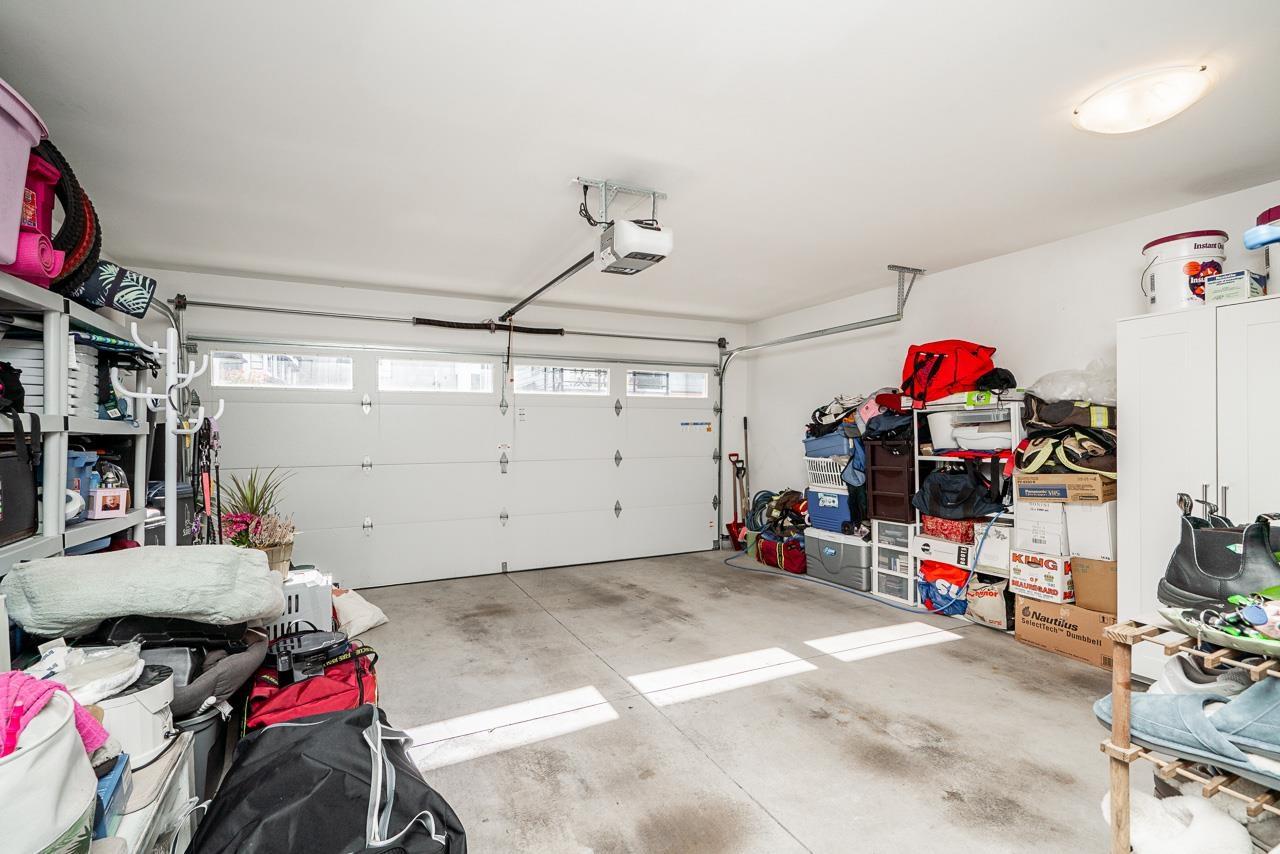14 7177 194a Street Property Photo 33