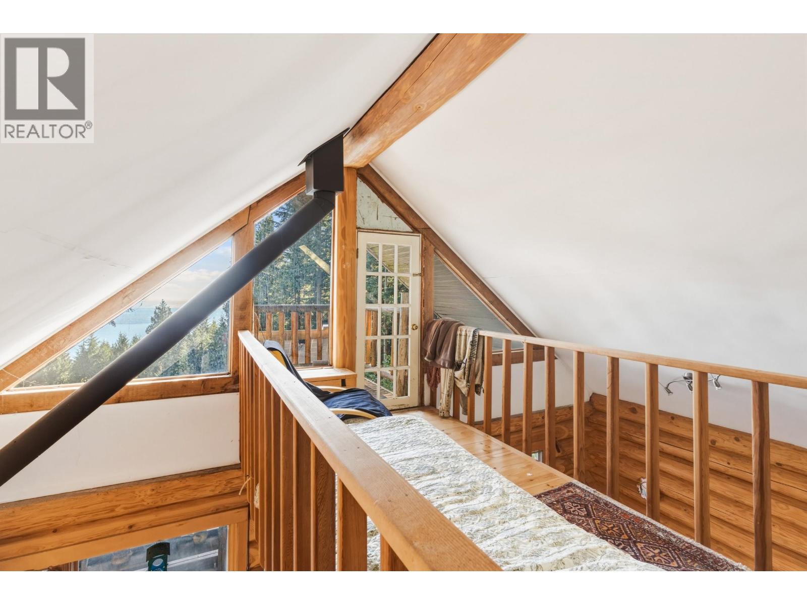 1c Hollyburn Ridge Property Photo 26