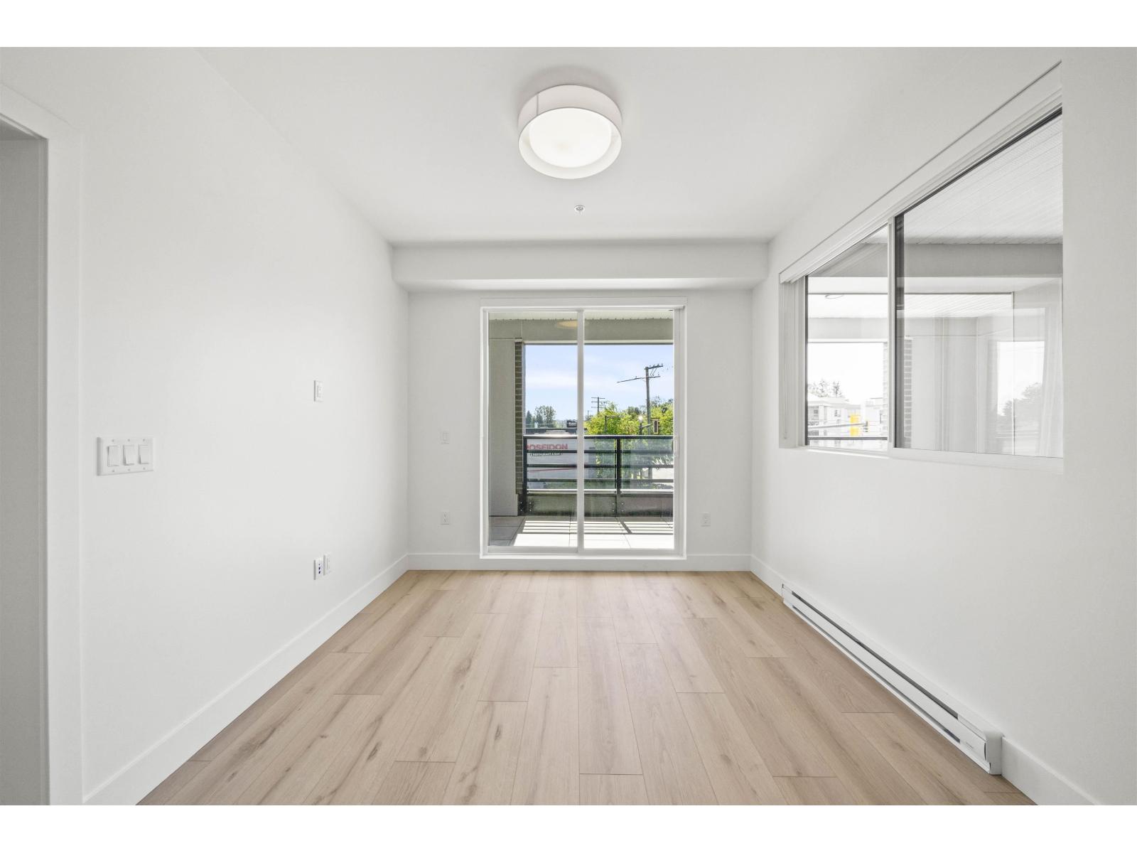 401 20769 Fraser Highway Property Photo 17
