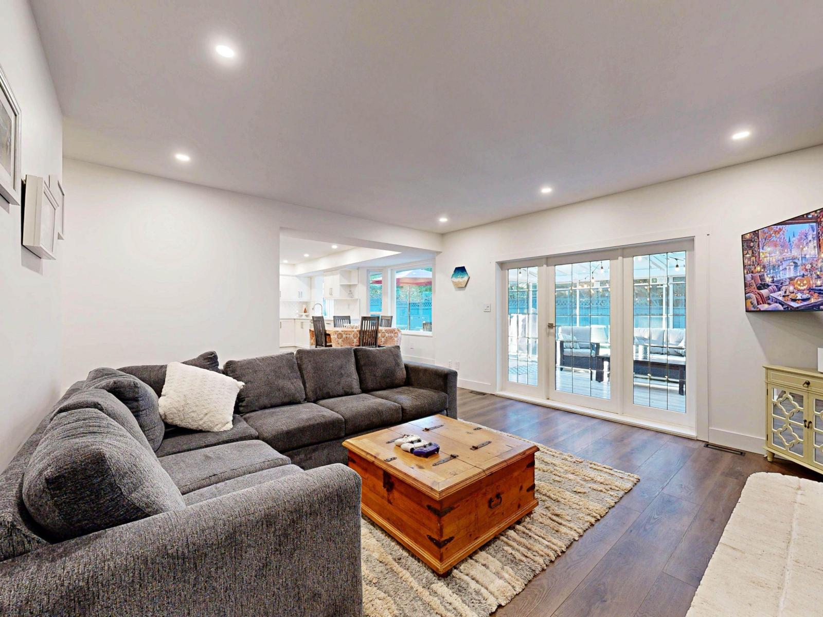 1114 161a Street Property Photo 12