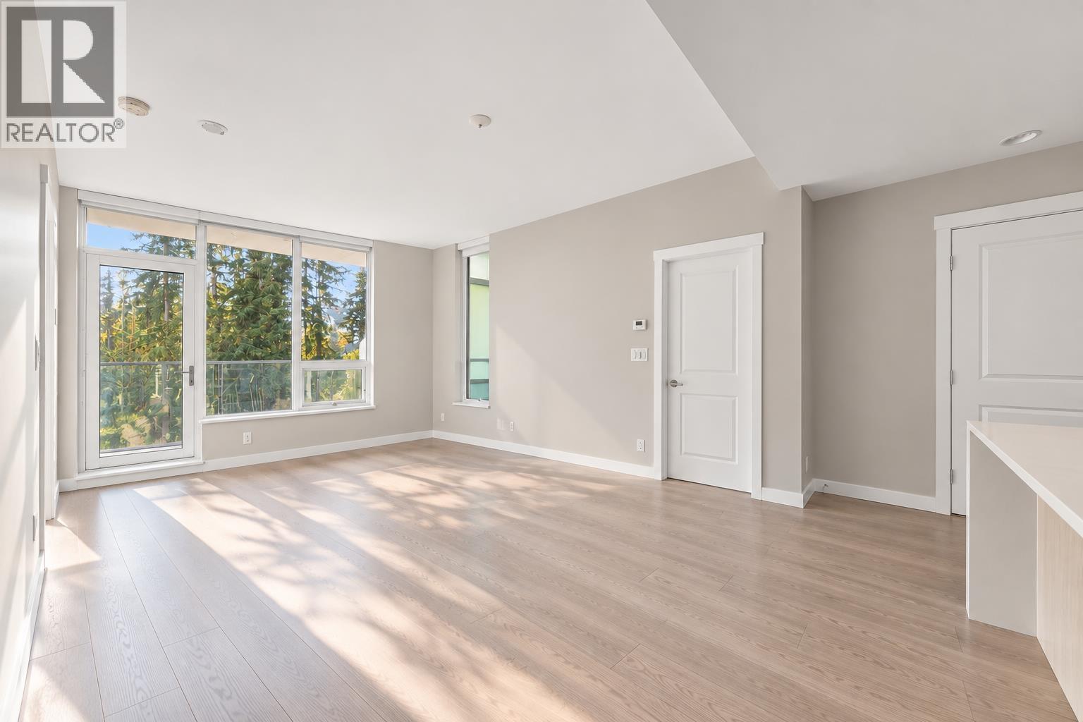528 3563 Ross Drive Property Photo 26