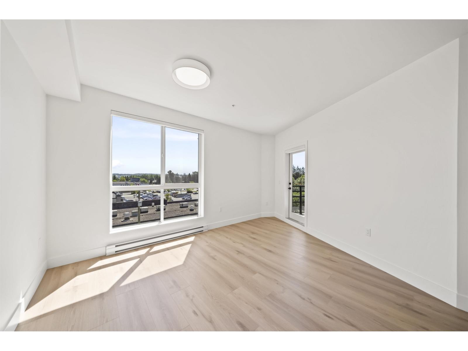 627 20769 Fraser Highway Property Photo 10
