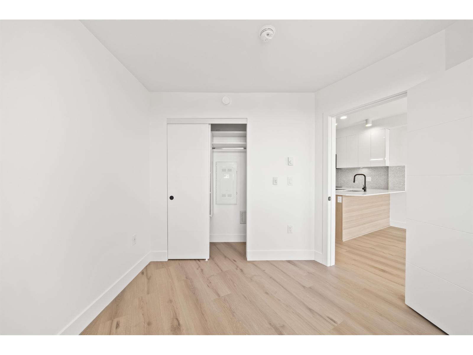 627 20769 Fraser Highway Property Photo 20