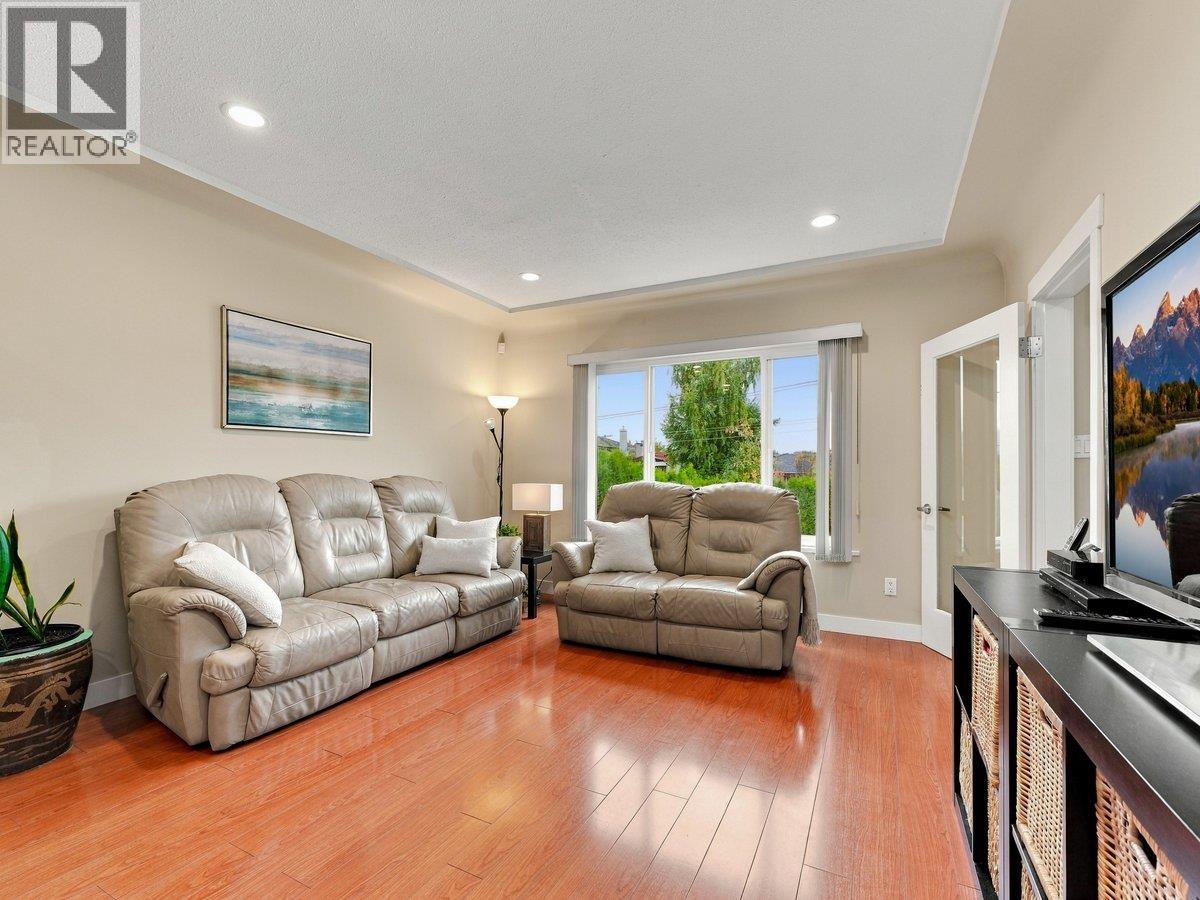 3951 Slocan Street Property Photo 8