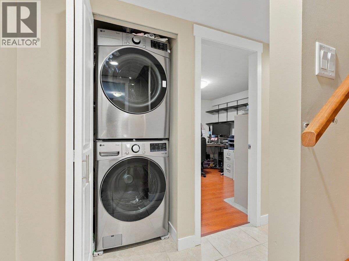 3951 Slocan Street Property Photo 18