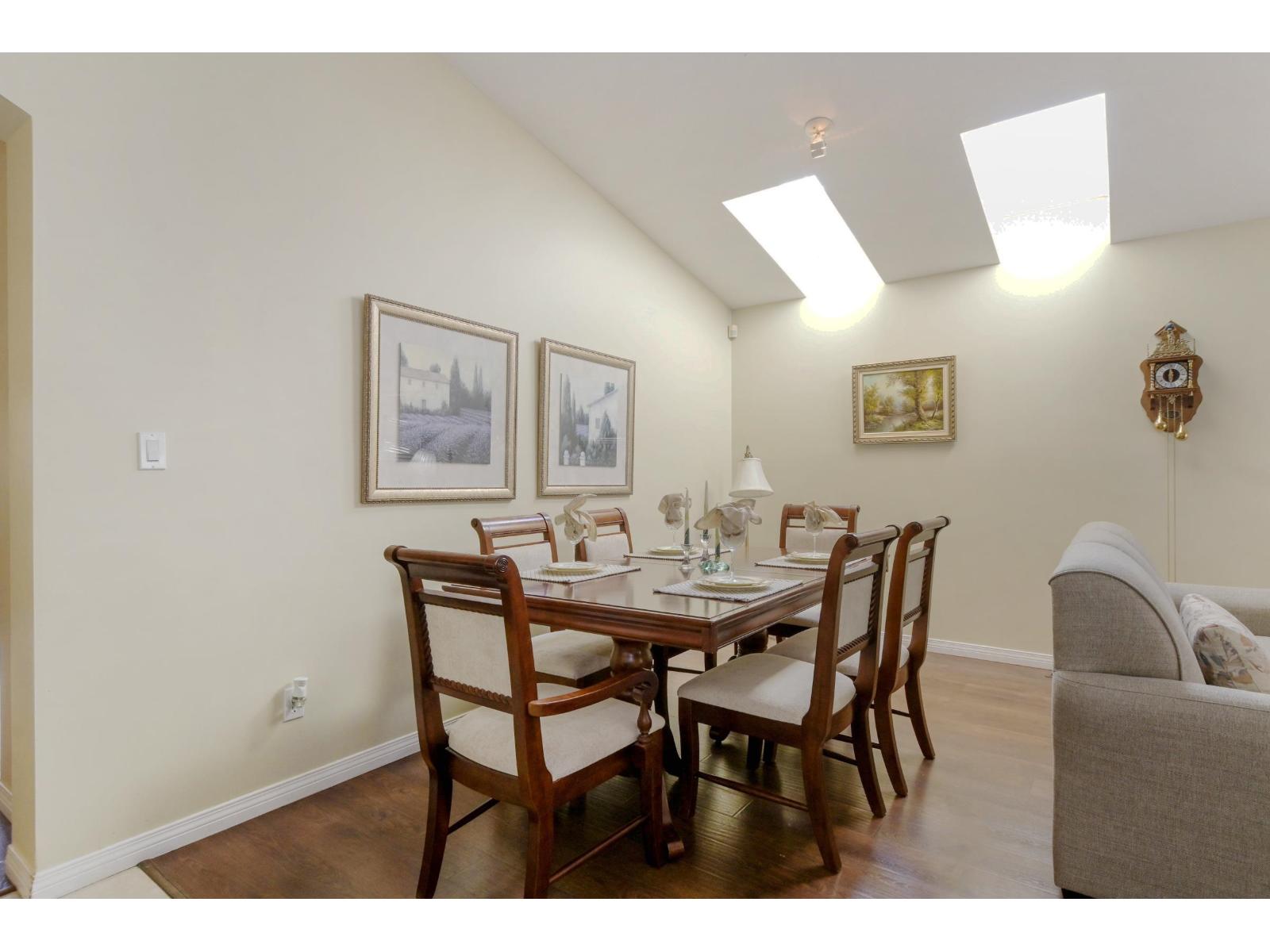 49 6488 168 Street Property Photo 8