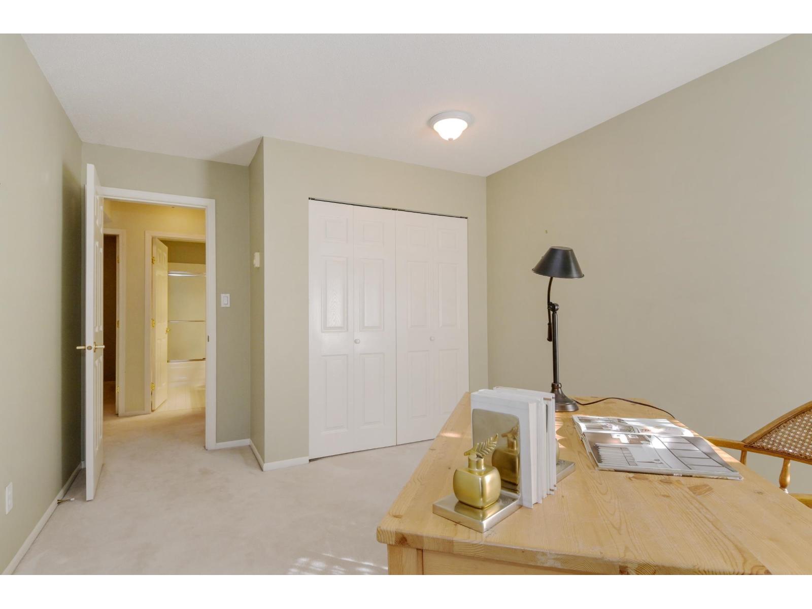 49 6488 168 Street Property Photo 23