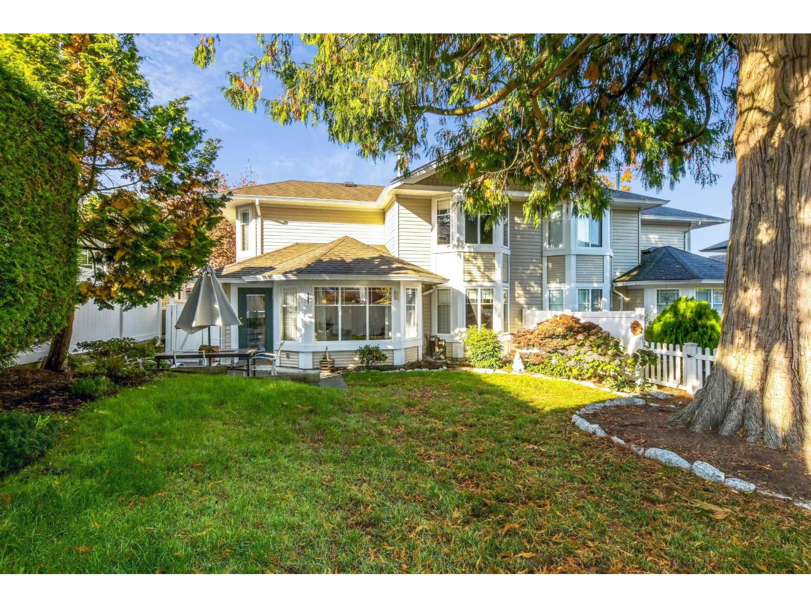 49 6488 168 Street Property Photo 28