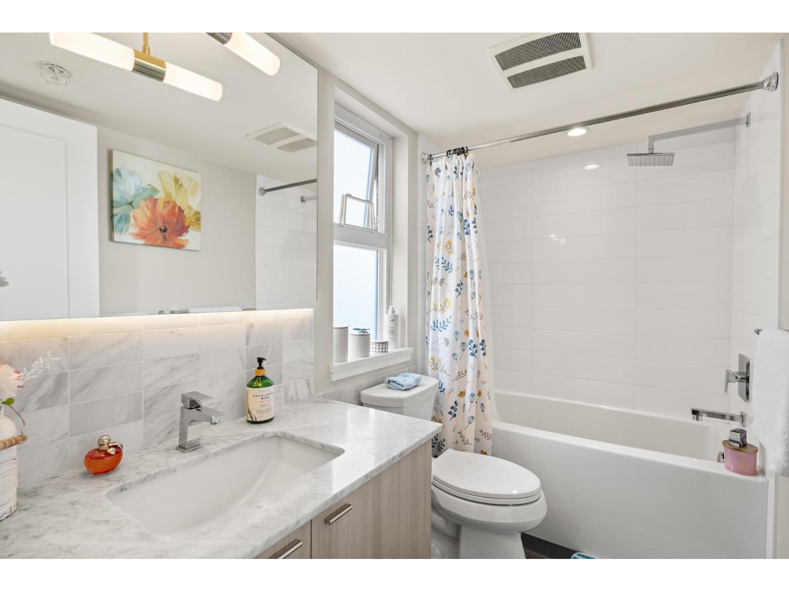 314 3080 Gladwin Road Property Photo 18