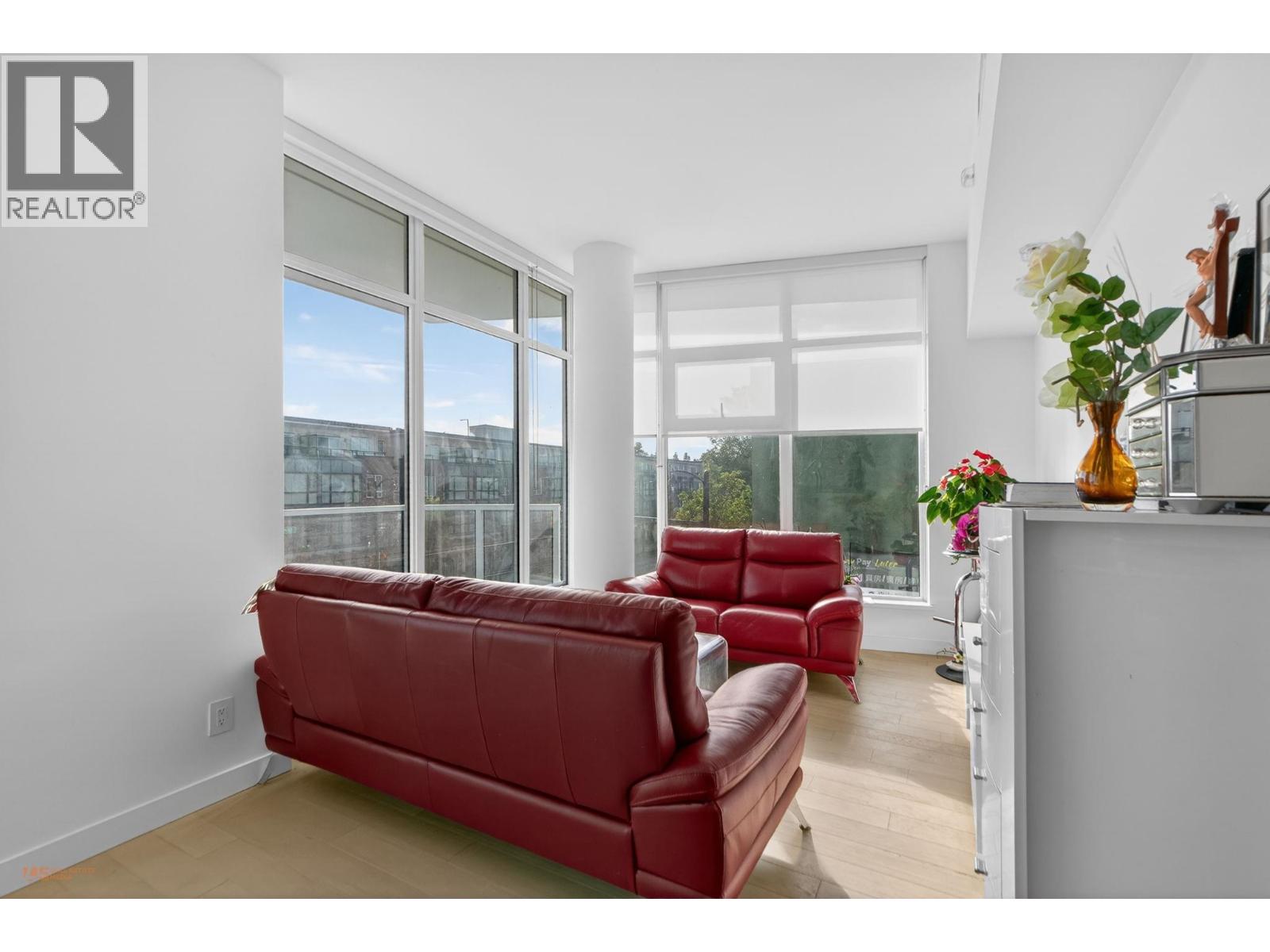 312 2220 Kingsway Property Photo 7