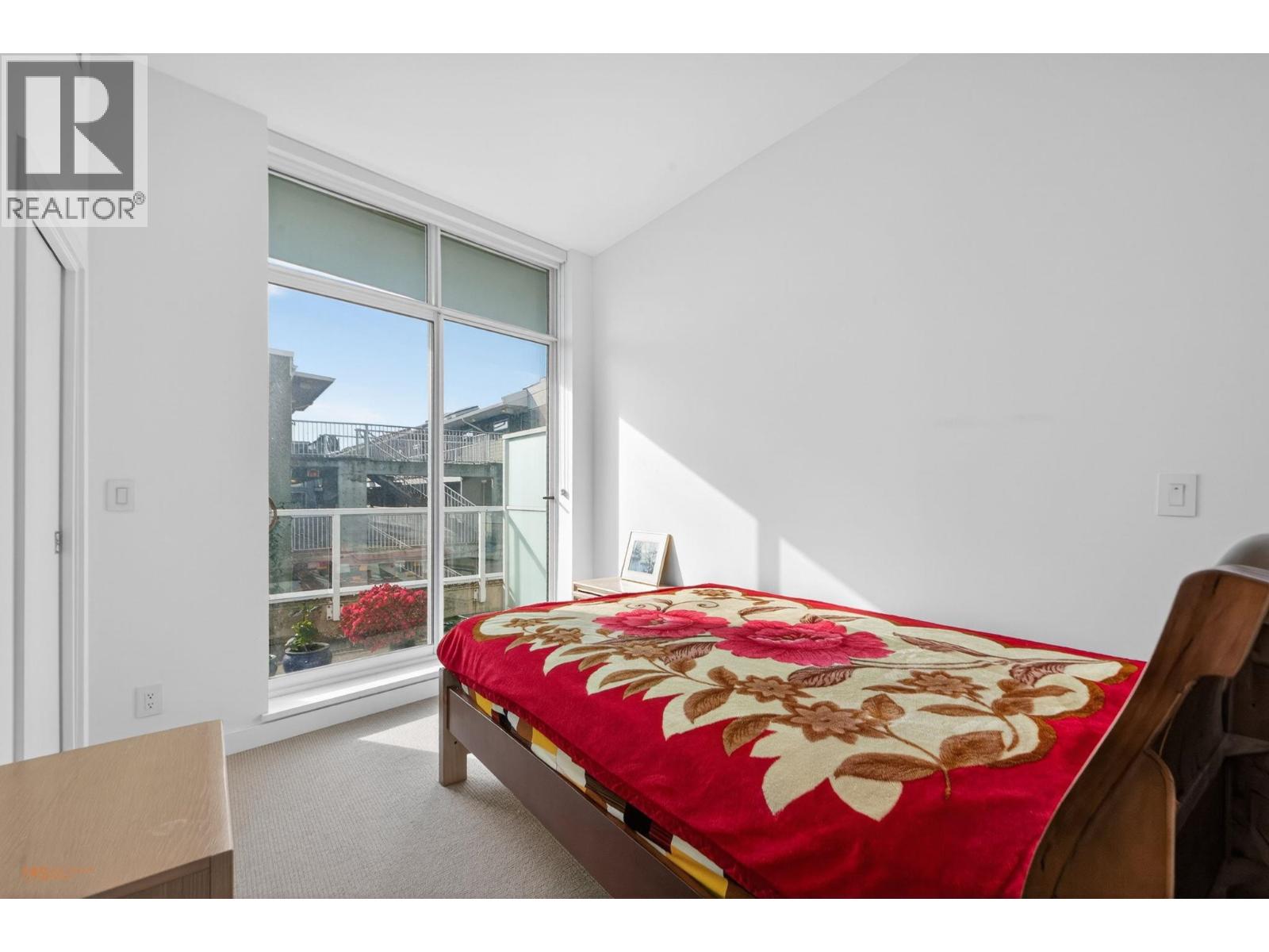 312 2220 Kingsway Property Photo 13