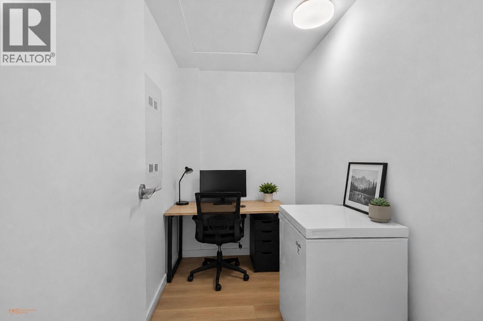 312 2220 Kingsway Property Photo 16