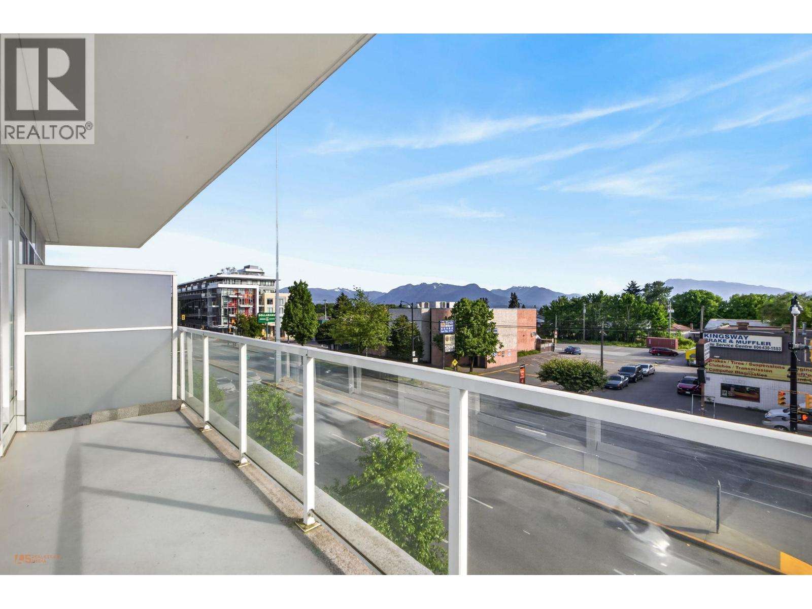 312 2220 Kingsway Property Photo 18