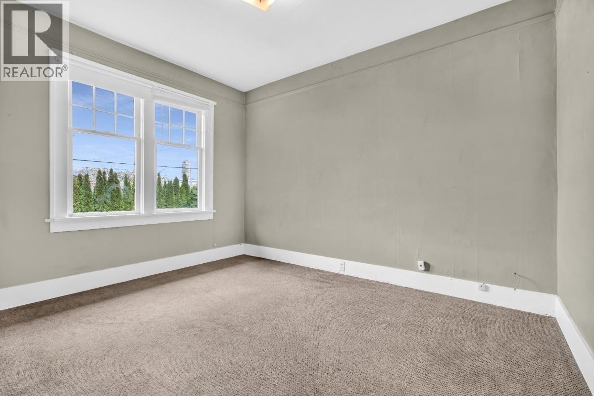 1775 Cedar Crescent Property Photo 16