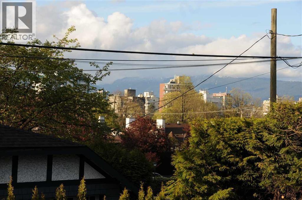 1775 Cedar Crescent Property Photo 23
