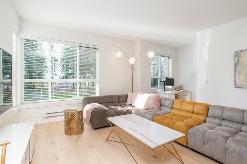 36 16760 25 Avenue Property Photo 11