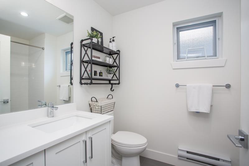 36 16760 25 Avenue Property Photo 22