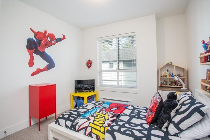 36 16760 25 Avenue Property Photo 23