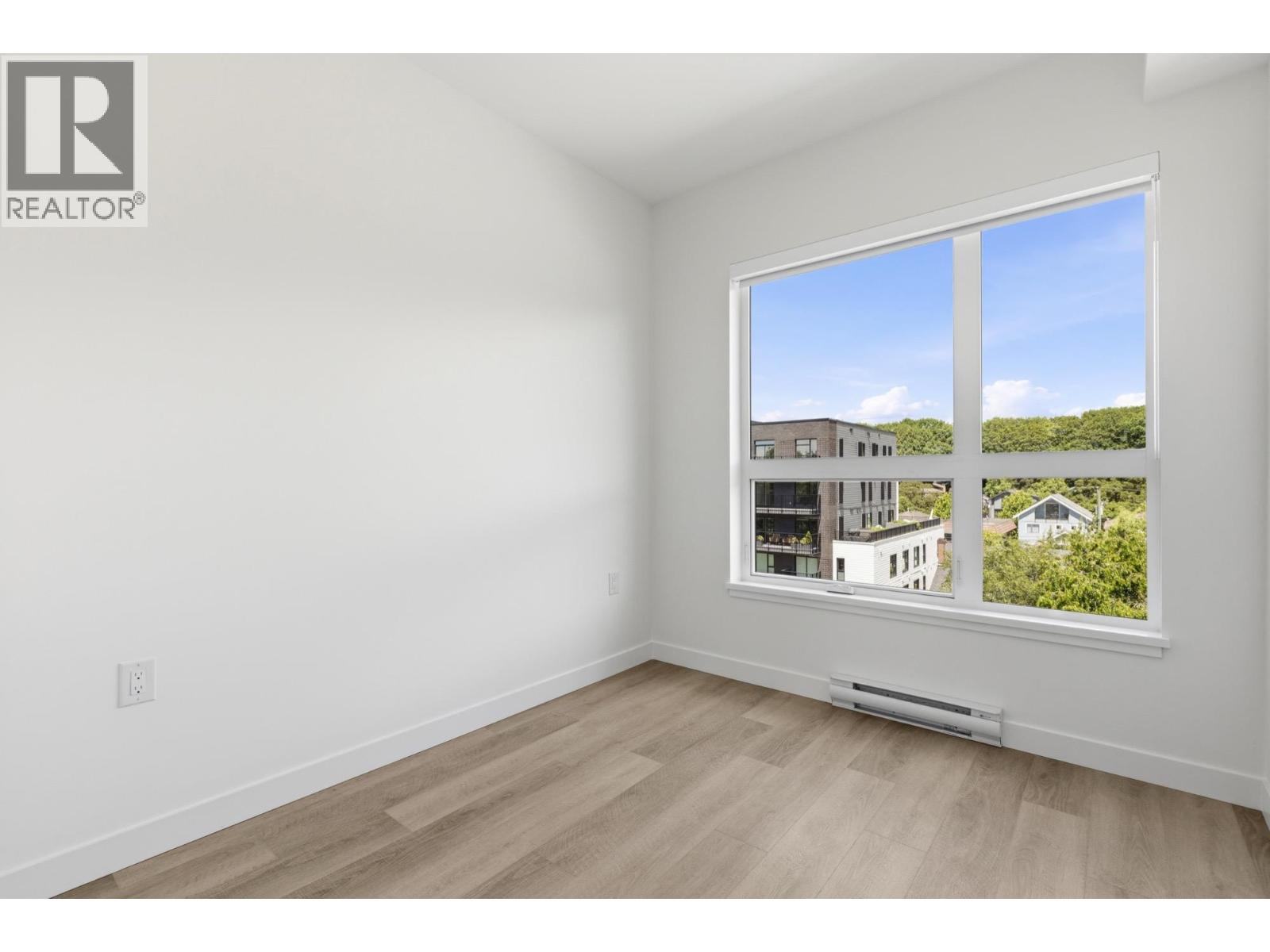 507 2268 E Broadway Property Photo 13