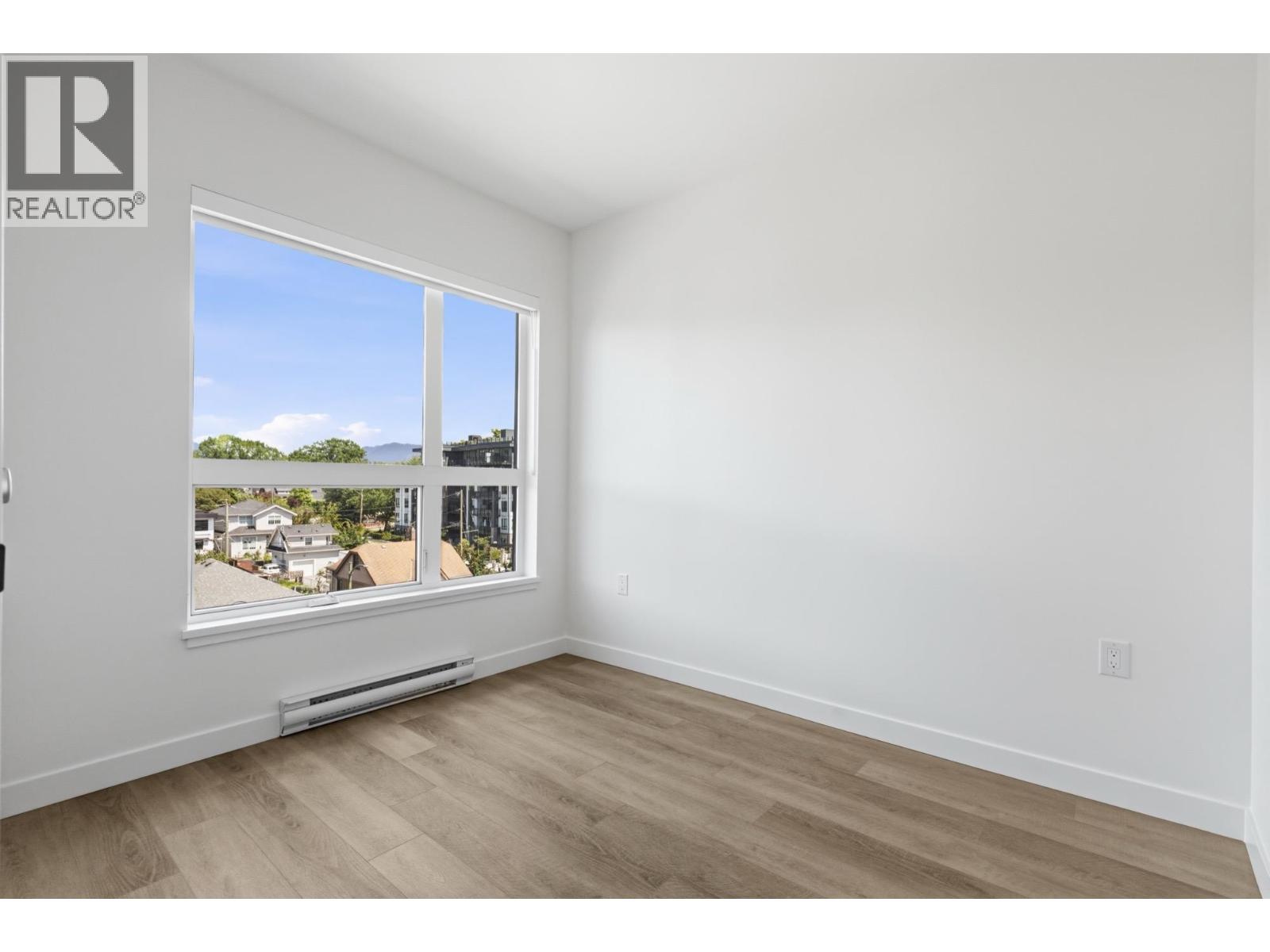 507 2268 E Broadway Property Photo 14