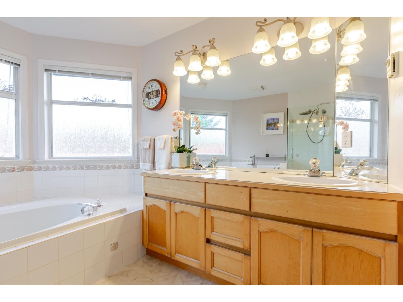 17163 102 Avenue Property Photo 30