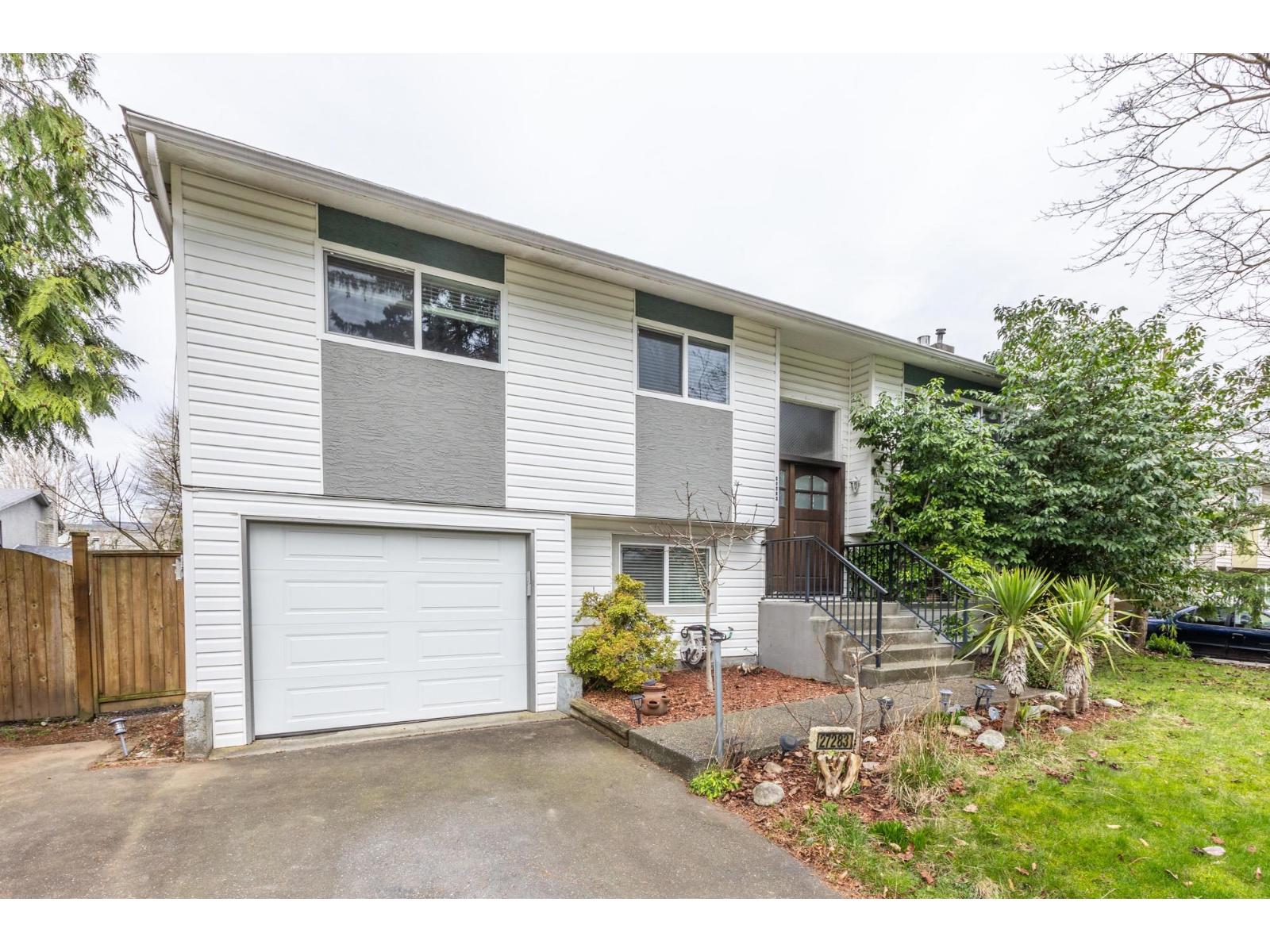 27283 29 Avenue Property Photo 5