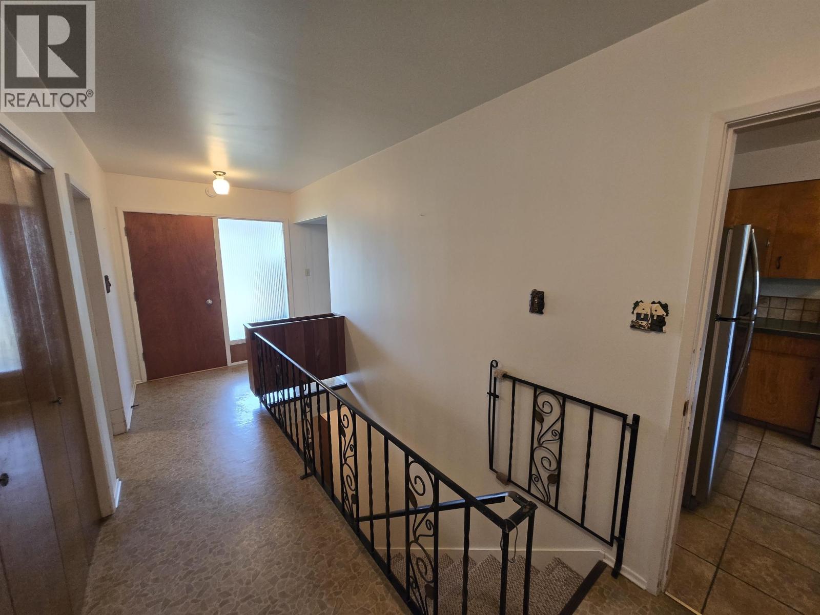 1166 Yorston Avenue Property Photo 8