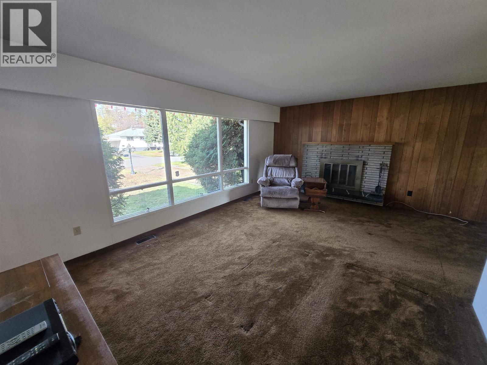 1166 Yorston Avenue Property Photo 10