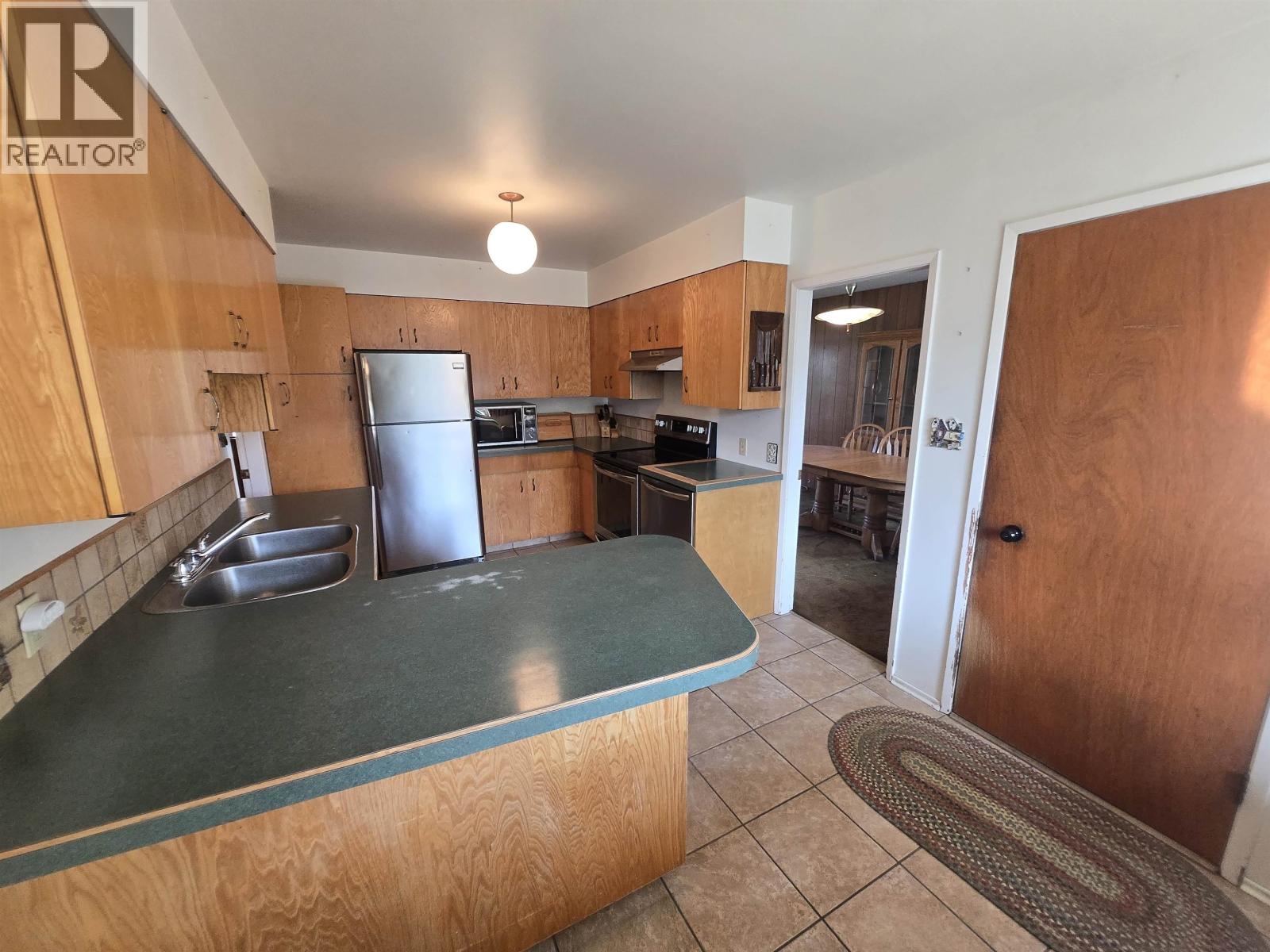 1166 Yorston Avenue Property Photo 15