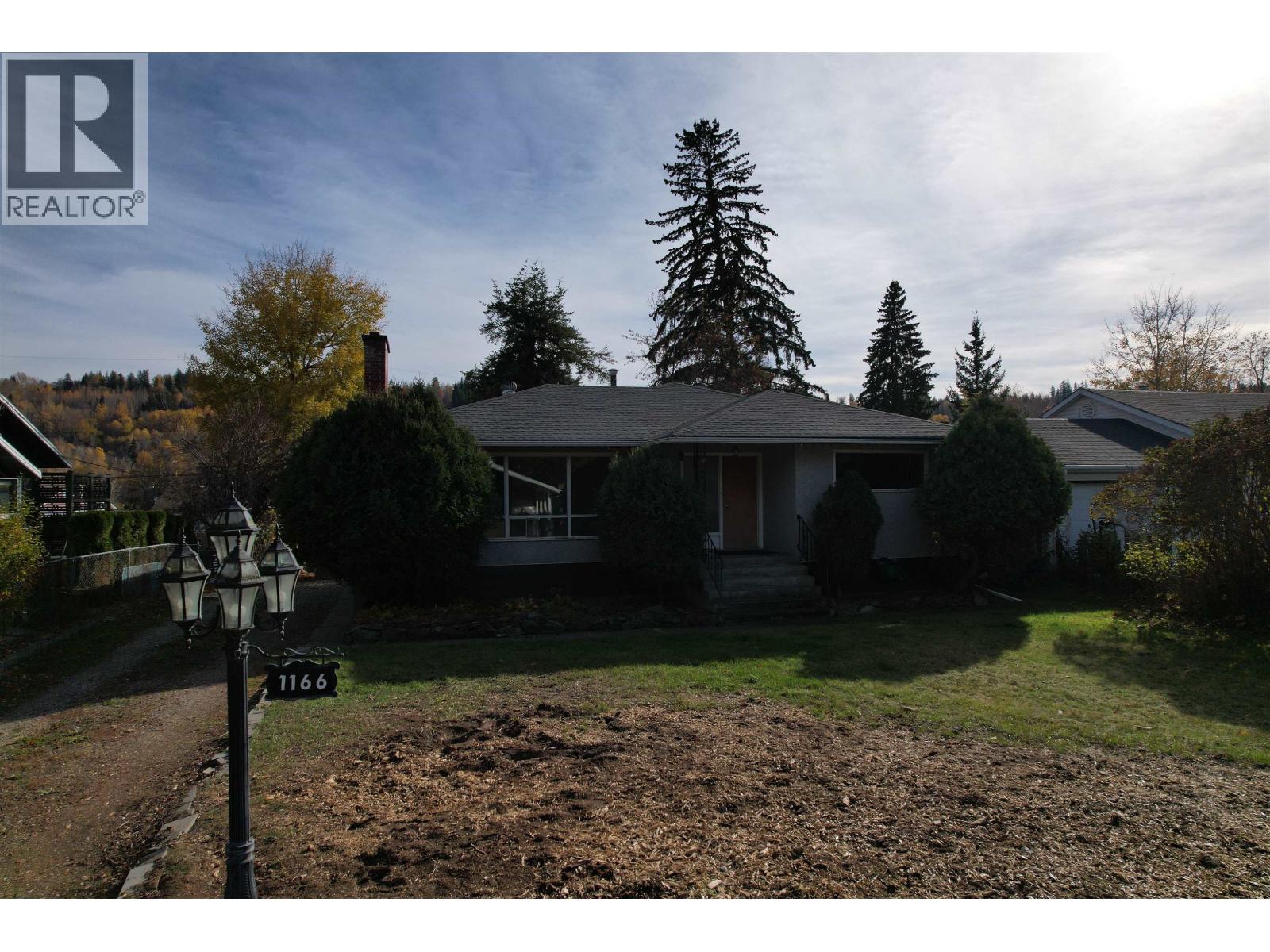 1166 Yorston Avenue Property Photo 33
