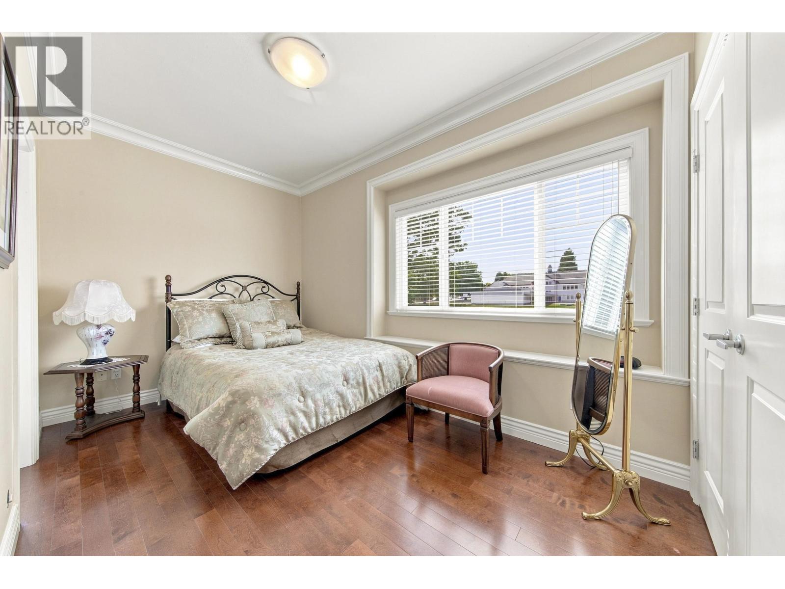 120 Rosser Avenue Property Photo 25