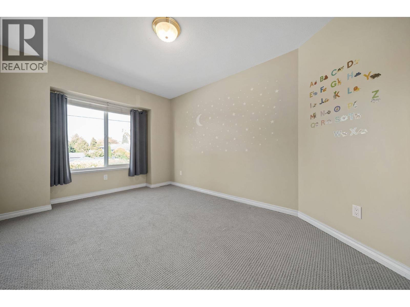 3520 Lamond Avenue Property Photo 22