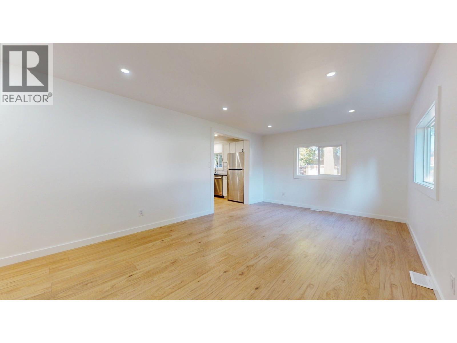 172 1830 Mamquam Road Property Photo 10