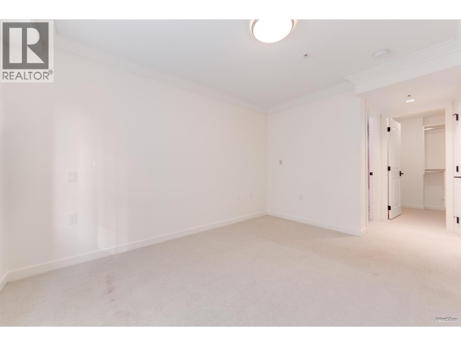 469 W 63 Avenue Property Photo 19