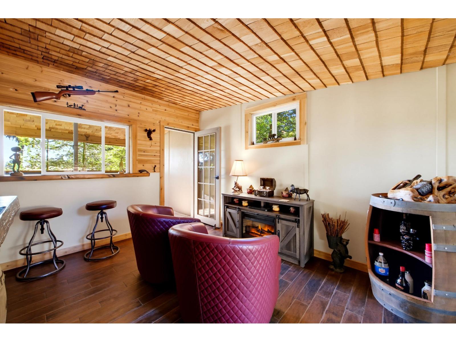 29919 Dewdney Trunk Road Property Photo 28