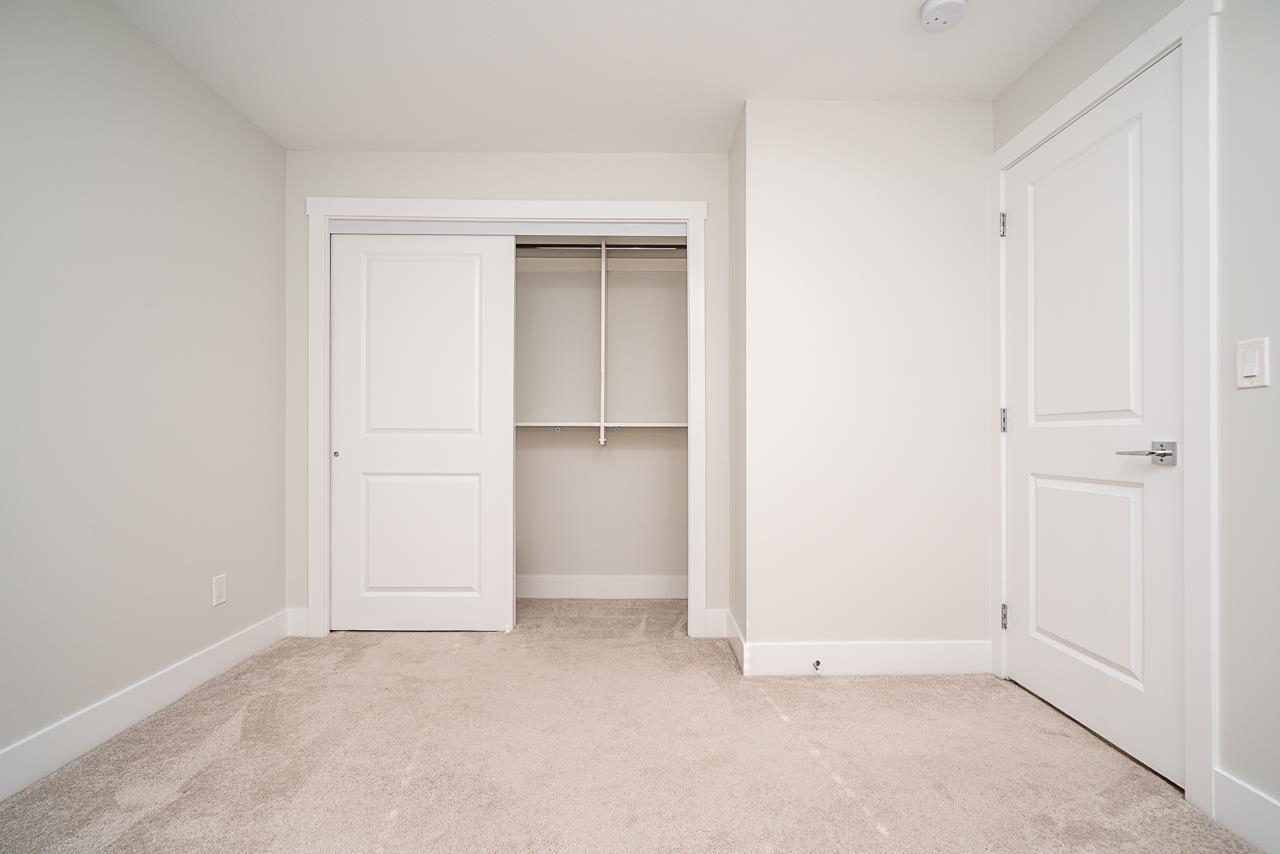 8 22128 48a Avenue Property Photo 36